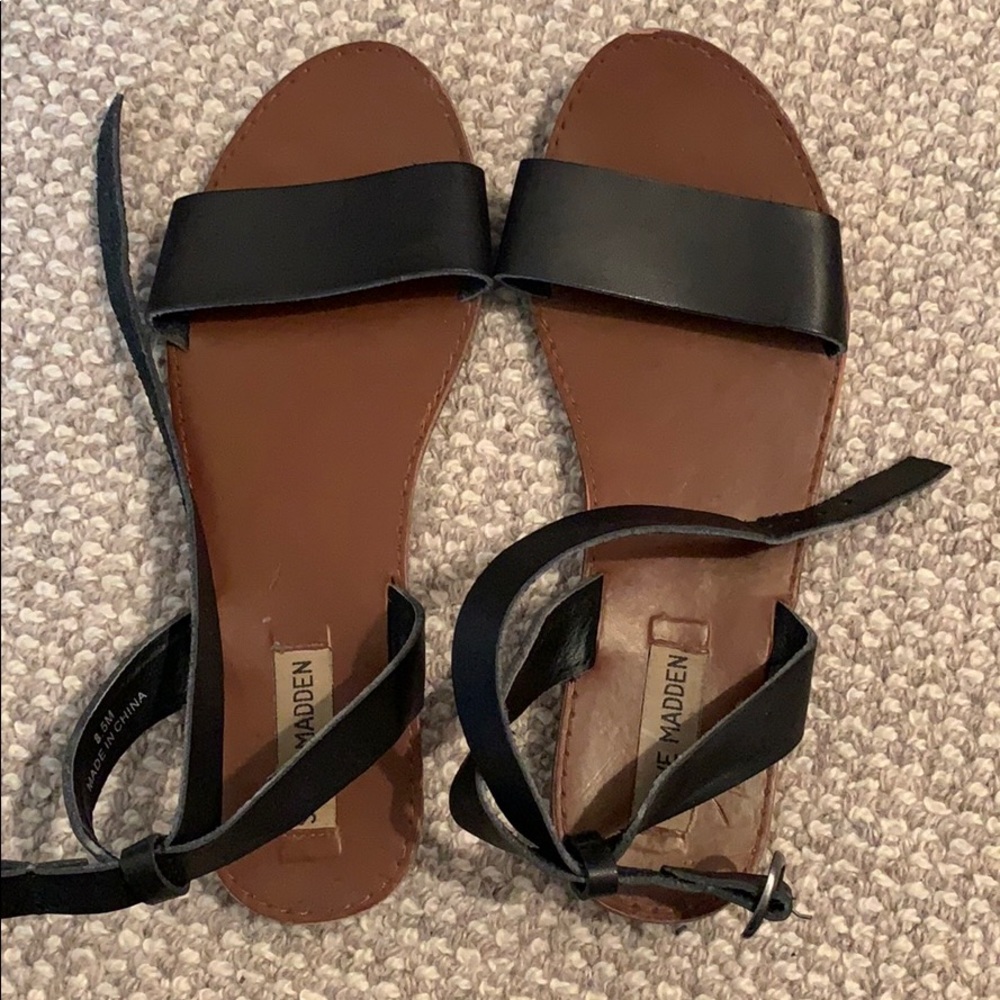 Black Steve Madden sandals